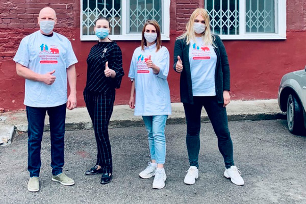 Специалисты Пермского центра медицинской профилактики сдали кровь для донорства